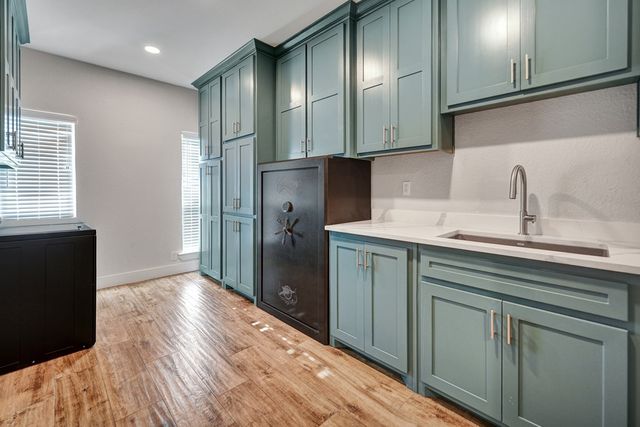 5400 Hillcrest Court, Midland, TX 79707