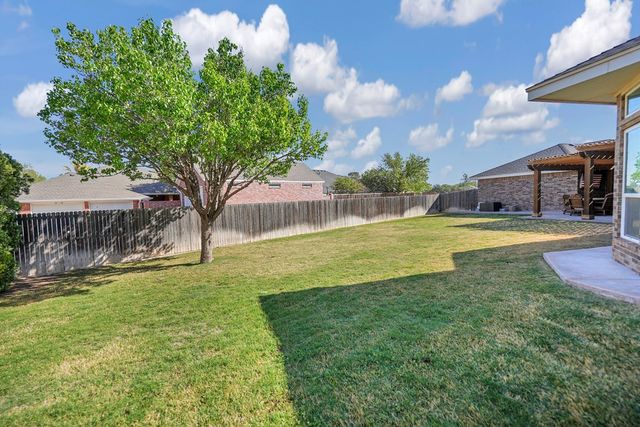 5400 Hillcrest Court, Midland, TX 79707