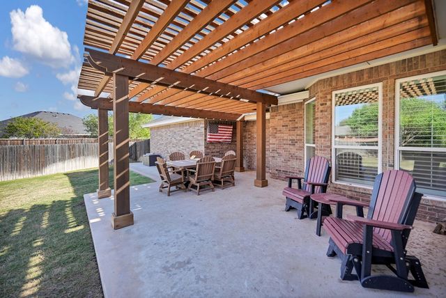 5400 Hillcrest Court, Midland, TX 79707