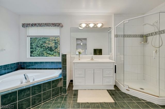 30 Hidden Glen Dr, Sparta Twp., NJ 07871