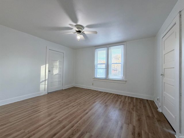 925 Cottage Avenue, Fort Wayne, IN 46807