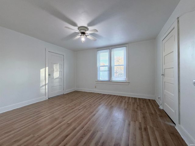 925 Cottage Avenue, Fort Wayne, IN 46807