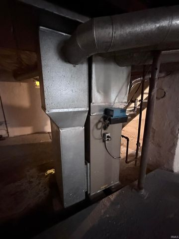 925 Cottage Avenue, Fort Wayne, IN 46807