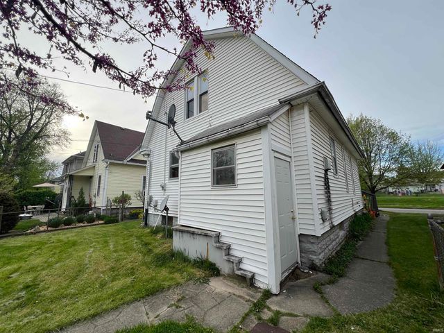 925 Cottage Avenue, Fort Wayne, IN 46807