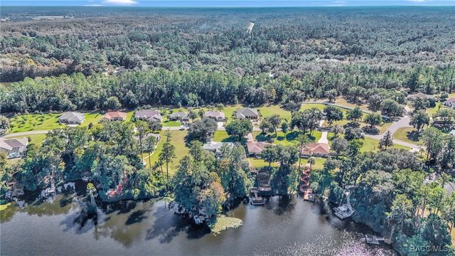 11845 N Bluff Cove Path, Dunnellon, FL 34434