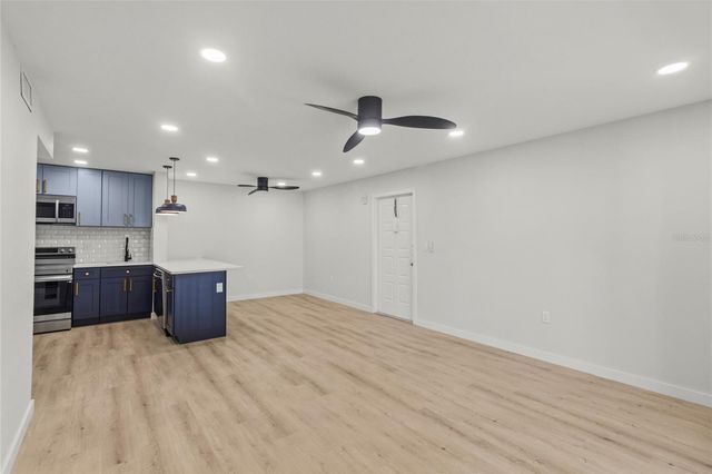 3232 LAKE PINE WAY E A2, Tarpon Springs, FL 34688