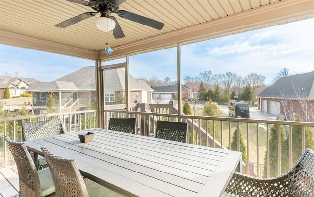 3424 Royal Lake Drive, Floyds Knobs, IN 47119