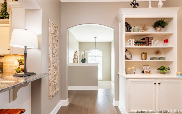 3424 Royal Lake Drive, Floyds Knobs, IN 47119