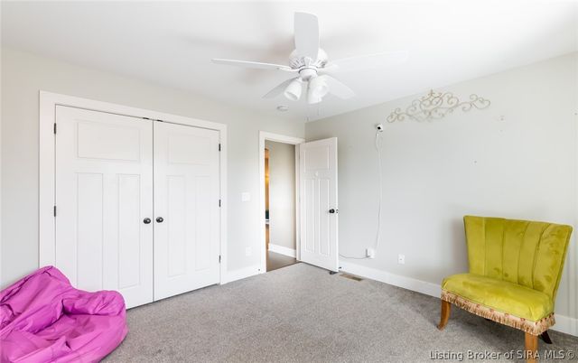 3424 Royal Lake Drive, Floyds Knobs, IN 47119