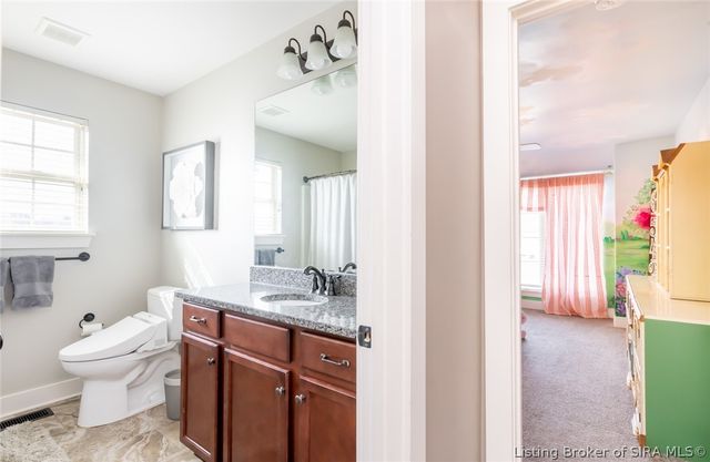 3424 Royal Lake Drive, Floyds Knobs, IN 47119