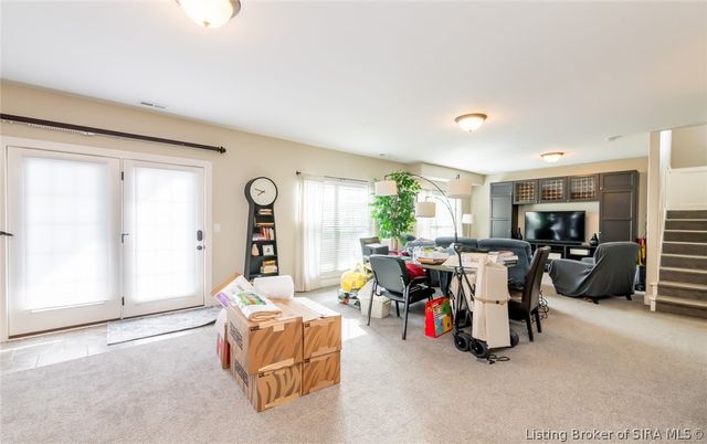 3424 Royal Lake Drive, Floyds Knobs, IN 47119