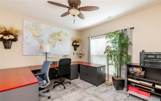 3424 Royal Lake Drive, Floyds Knobs, IN 47119