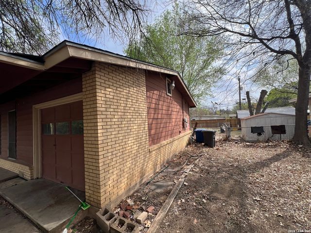 1410 Montview, San Antonio, TX 78213