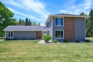 W299N5471 Arrow COURT, Hartland, WI 53029