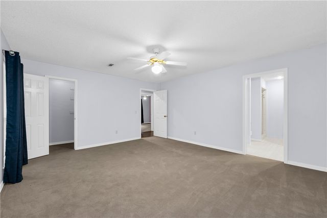 2150 Ball Avenue, Fayetteville, AR 72703