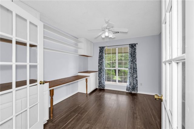 2150 Ball Avenue, Fayetteville, AR 72703