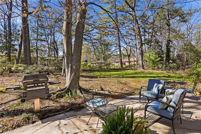 2717 Asbury Terrace, Greensboro, NC 27408