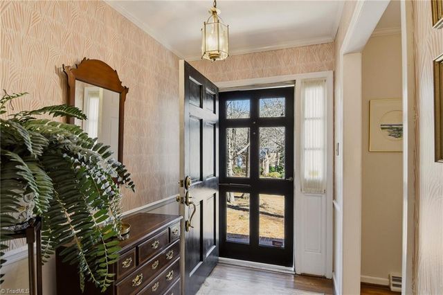 2717 Asbury Terrace, Greensboro, NC 27408