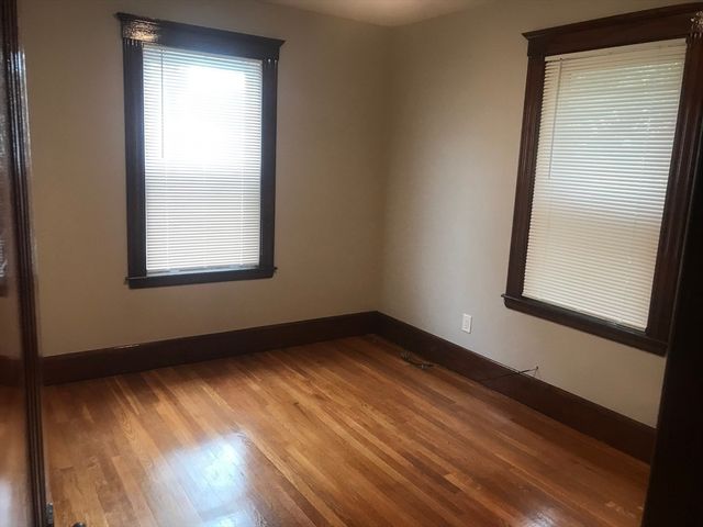 18 Hanover Cir 3, Lynn, MA 01902