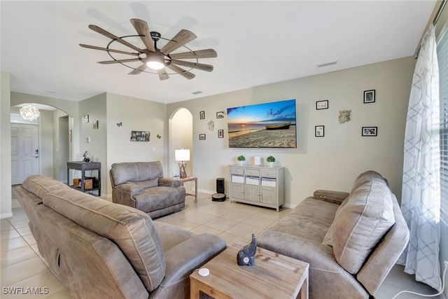 2701 NW Embers TER, Cape Coral, FL 33993