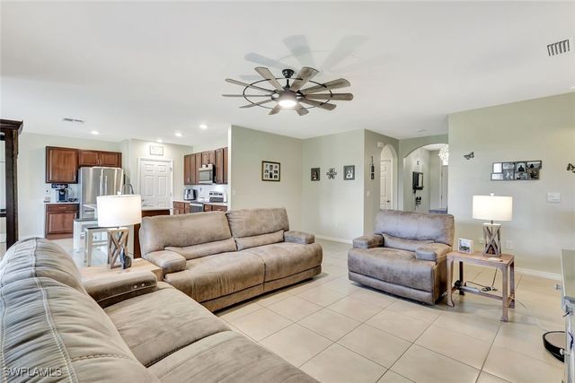2701 NW Embers TER, Cape Coral, FL 33993