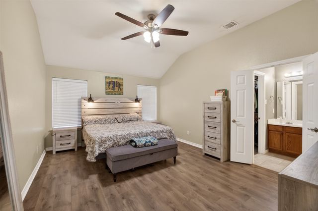 1913 Wahoo Drive, Mansfield, TX 76063