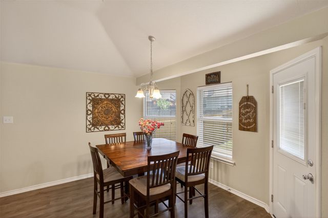 1913 Wahoo Drive, Mansfield, TX 76063