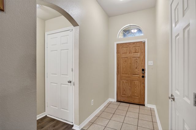 1913 Wahoo Drive, Mansfield, TX 76063
