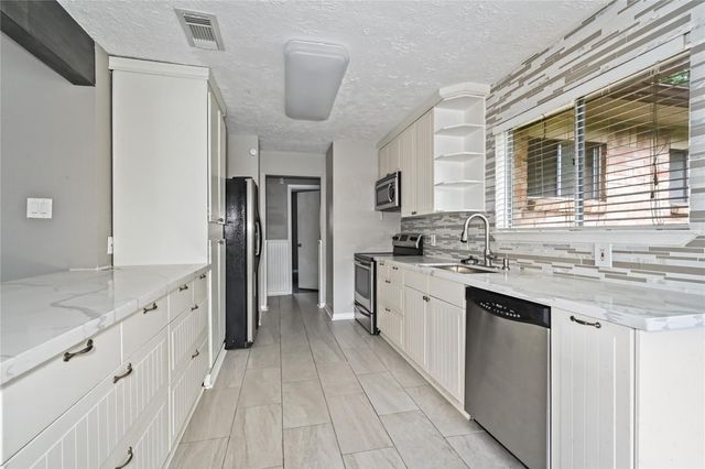7310 Kite Hill Drive, Houston, TX 77041