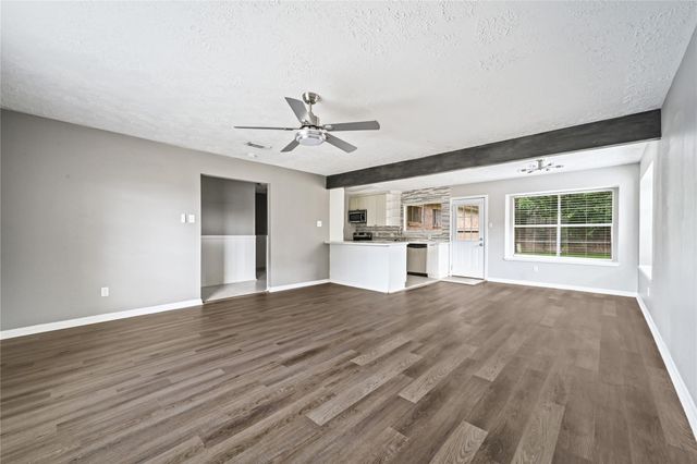 7310 Kite Hill Drive, Houston, TX 77041