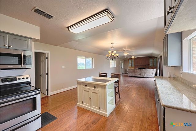 341 County Road 233, Hallettsville, TX 77964