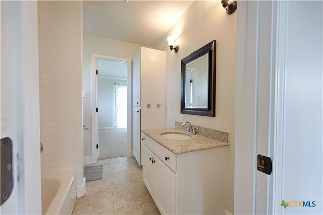 341 County Road 233, Hallettsville, TX 77964