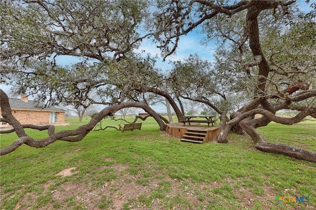 341 County Road 233, Hallettsville, TX 77964
