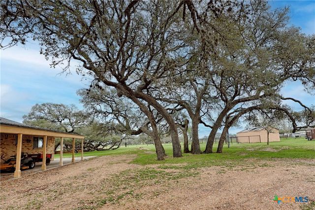 341 County Road 233, Hallettsville, TX 77964