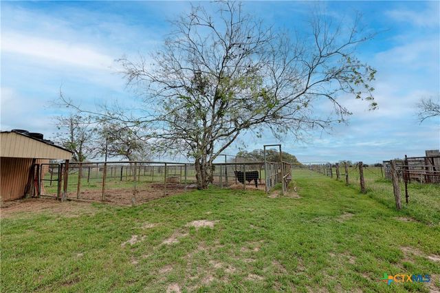 341 County Road 233, Hallettsville, TX 77964