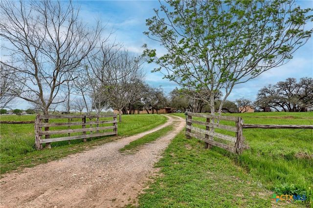 341 County Road 233, Hallettsville, TX 77964