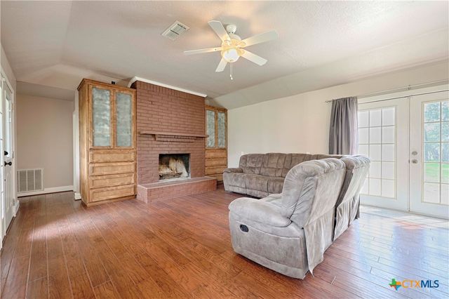 341 County Road 233, Hallettsville, TX 77964