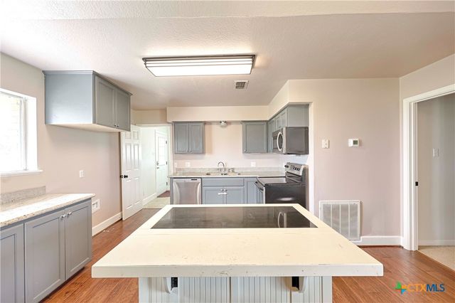 341 County Road 233, Hallettsville, TX 77964