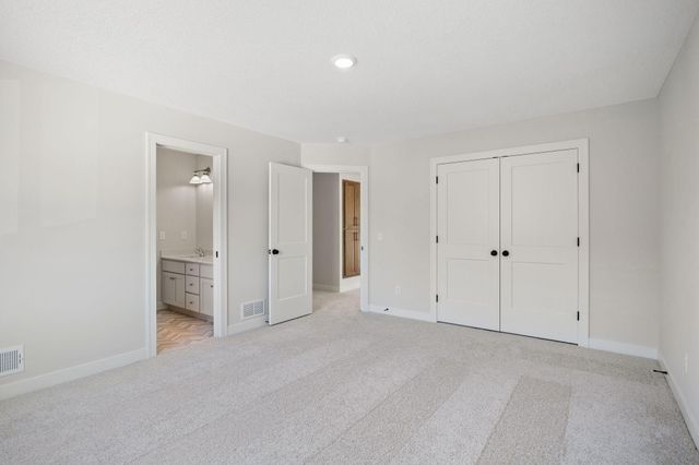 5028 Kyla Way SE, Prior Lake, MN 55372