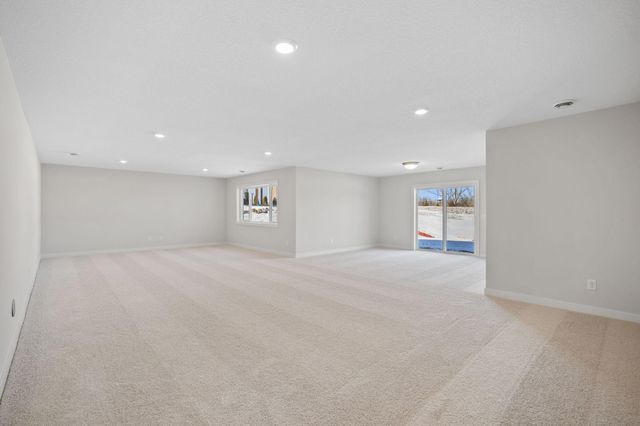 5028 Kyla Way SE, Prior Lake, MN 55372