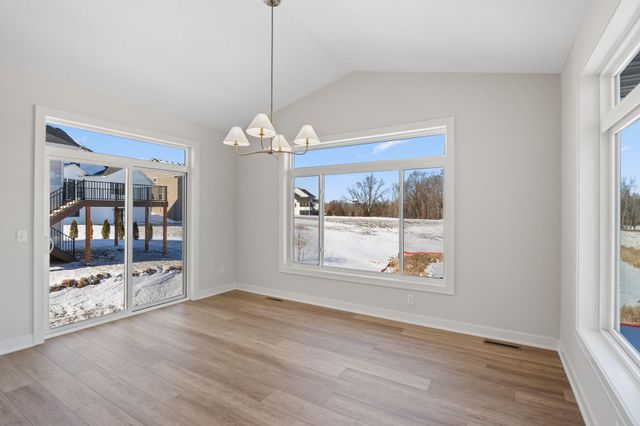 5028 Kyla Way SE, Prior Lake, MN 55372