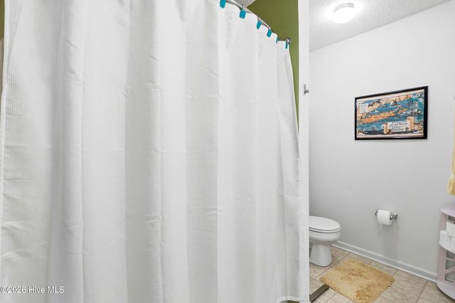 4146 Breezewood Drive Apt 203, Wilmington, NC 28412