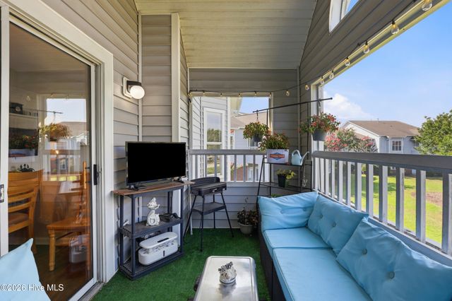4146 Breezewood Drive Apt 203, Wilmington, NC 28412