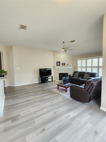 1606 Tynemouth Drive, Pasadena, TX 77504