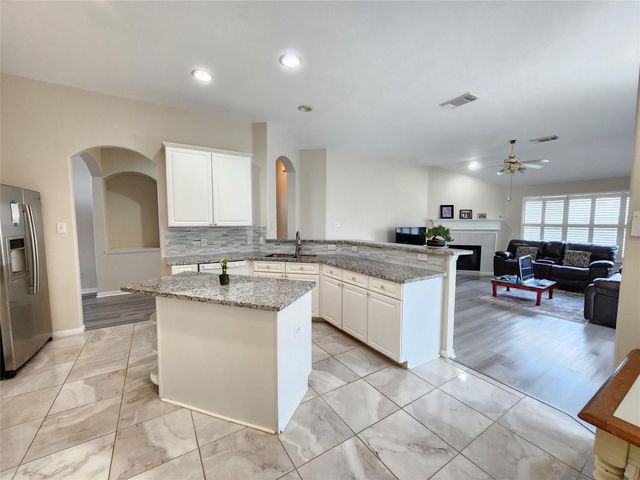 1606 Tynemouth Drive, Pasadena, TX 77504