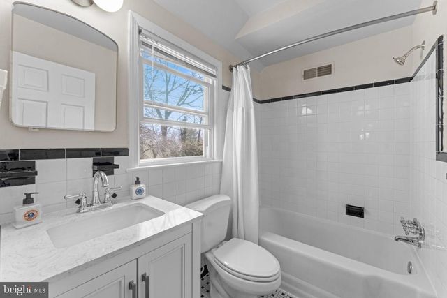 1604 HIGHLAND DR, Silver Spring, MD 20910