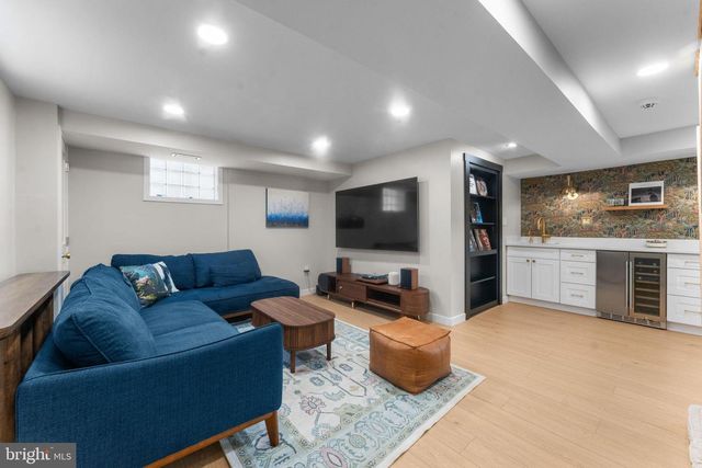 1604 HIGHLAND DR, Silver Spring, MD 20910