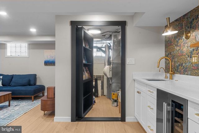 1604 HIGHLAND DR, Silver Spring, MD 20910