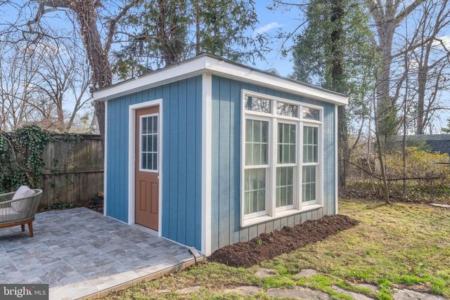 1604 HIGHLAND DR, Silver Spring, MD 20910