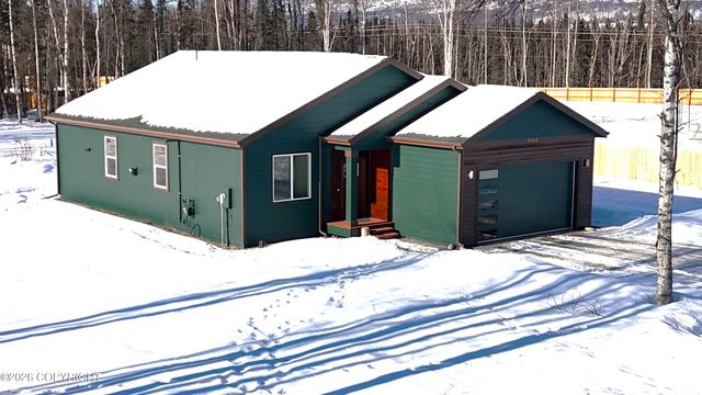 5560 N Suslositna Street, Wasilla, AK 99654